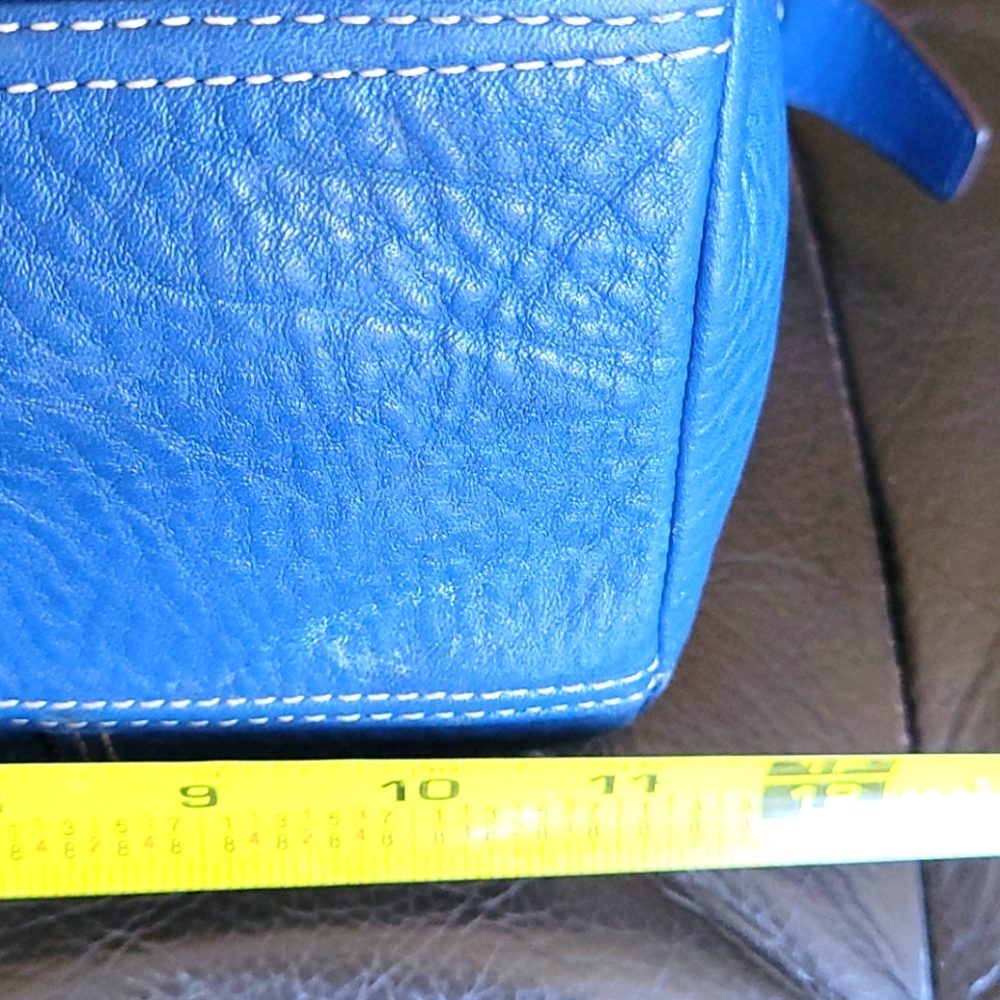 Coach leather crossbody purse - Picture 9 of 13
